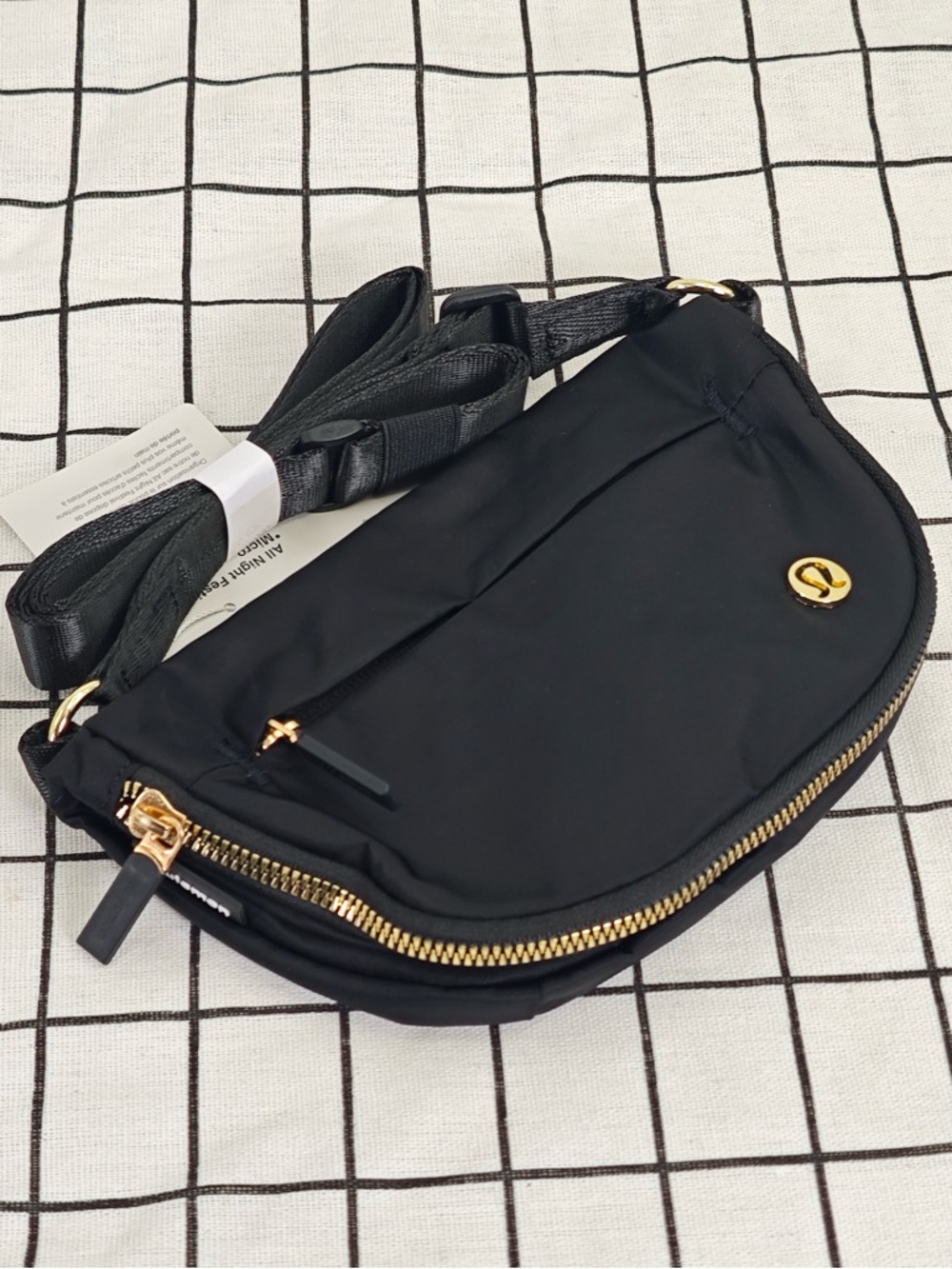 lululemon athletica Black Crossbody Belt Bag with Gold Hardware 2L